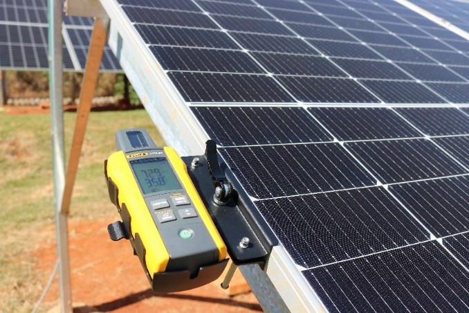 Como comissionar um sistema fotovoltaico para obter desempenho máximo